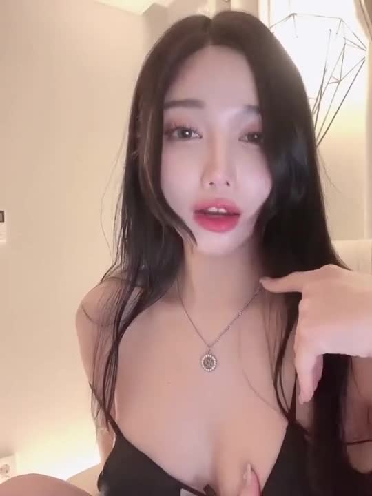 루이비통 진다율 은근꼴리는 후방주의 썸네일