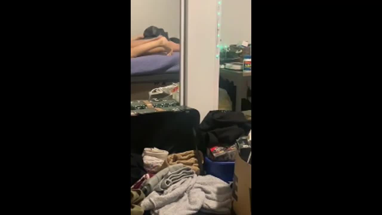 릴스녀 한국인유학생 (사진은 갤러리) 썸네일