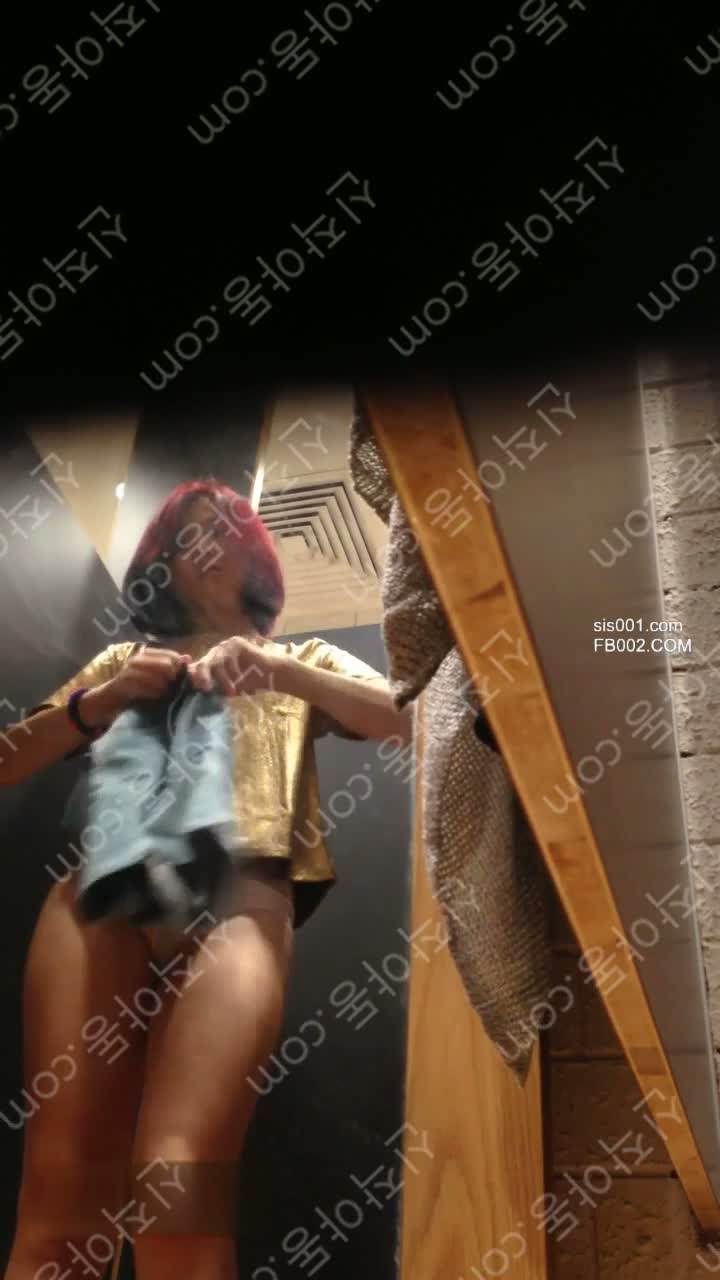 알바생들 탈의실 몰카 썸네일