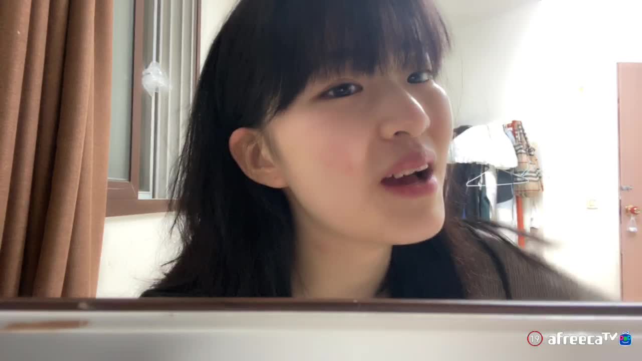 존예녀 겨울이 아프리카 방송 1일차 (3) 썸네일